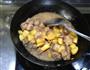 土豆炖排骨的做法图解7