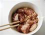 菱角排骨煲的做法图解6