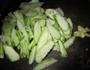丝瓜炒肉片的做法图解1