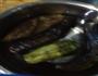 手撕长茄子的做法图解1