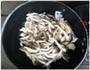 青蘑肉丝的做法图解5