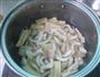 鲜菇腐竹汤的做法图解3
