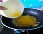 蒜苔炒鸡蛋的做法图解5