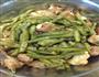排骨炖豆角的做法图解3