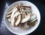 黄豆芽拌香菇的做法图解3