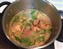 火腿鸡汤面的做法图解1