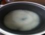 皮蛋瘦肉粥的做法图解2