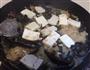 酸菜海带炖排骨的做法图解7