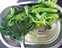 菠菜辣豆腐皮儿的做法图解2