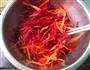 胡萝卜甜菜根沙拉的做法图解5