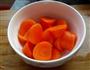 胡萝卜莲藕瘦肉汤的做法图解2