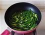 火腩炒蒜薹的做法图解5