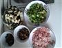 茄子肉丝盖浇饭的做法图解1