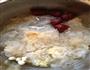 红枣银耳莲子羹的做法图解1