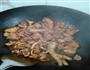 土豆焖鸡肉的做法图解2