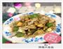 青椒鸡丁配何仙菇的做法图解1