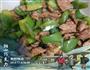 青椒炒肉，家常便饭的做法图解2