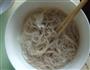 排骨汤面条的做法图解3