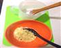 牛奶香蕉饼的做法图解2