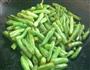 干煸豆角的做法图解3