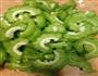 豆豉苦瓜的做法图解1