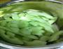 黄瓜瘦肉汤的做法图解1
