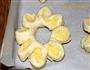切切变-椰蓉花形面包的做法图解7