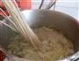 白菜挂面汤的做法图解5