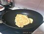 虾米煎蛋的做法图解2