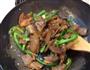 青椒回锅肉的做法图解12