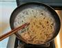 培根彩椒乌冬面的做法图解3
