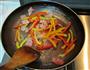 培根彩椒乌冬面的做法图解6