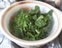 菠菜丸子汤的做法图解2
