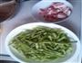 辣炒四季豆肉片的做法图解1