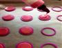 马卡龙，法国贵妇甜品，甜蜜的草莓小圆饼的做法图解3