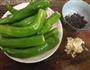虎皮尖椒的做法图解1