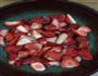草莓酱的做法图解1