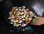 香菇豆腐粒的做法图解5