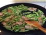 五花肉豆角焖面的做法图解4