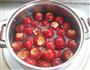 山楂汁的做法图解3