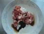 蟹味菇炒肉丝的做法图解3