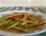 番茄闷豆角五花肉的做法图解1