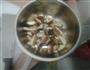 洋葱香菇炒肉片的做法图解3