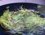 圆白菜炒粉条的做法图解7