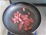 香肠炒年糕的做法图解2
