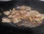 蒜苗炒咸肉的做法图解6