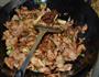 包菜炒肉的做法图解6