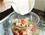 鲜虾沙拉的做法图解7