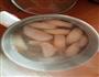 电热锅版川贝雪梨的做法图解3