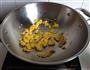 五彩红米炒饭的做法步骤4